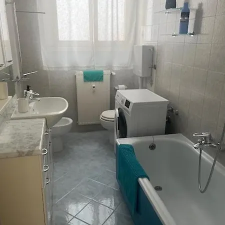 Luly House Триест